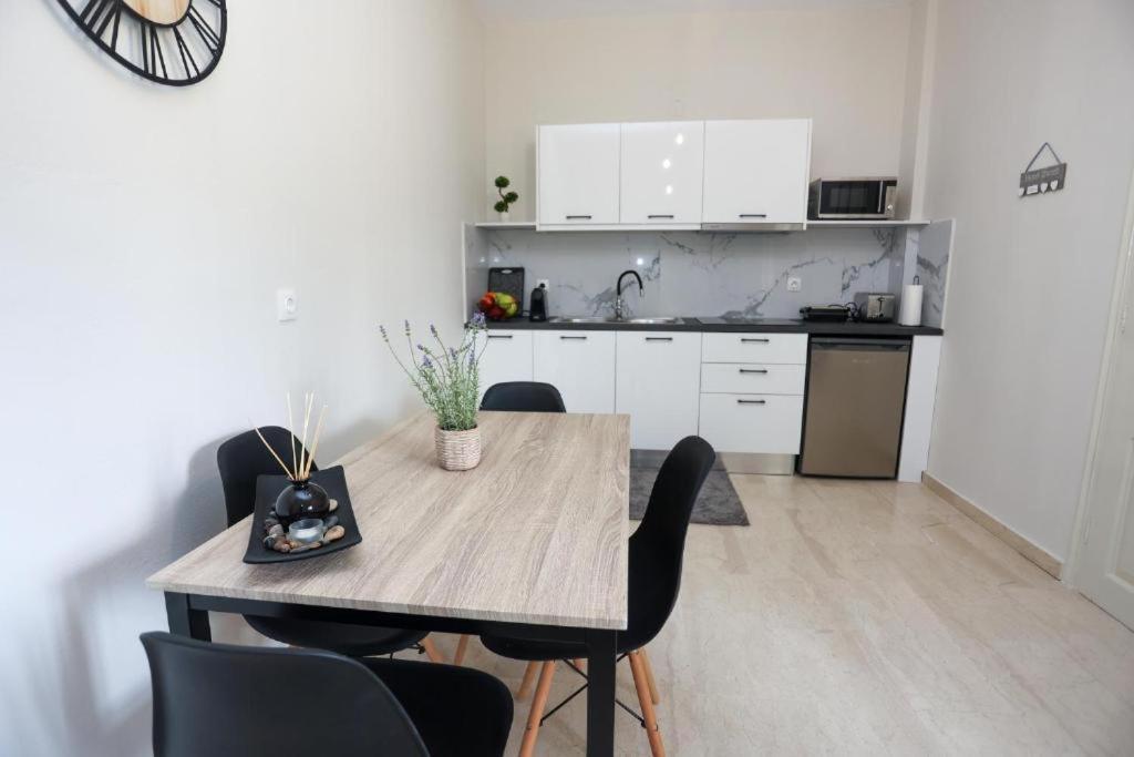 Kouros Apartments Litheres エクステリア 写真
