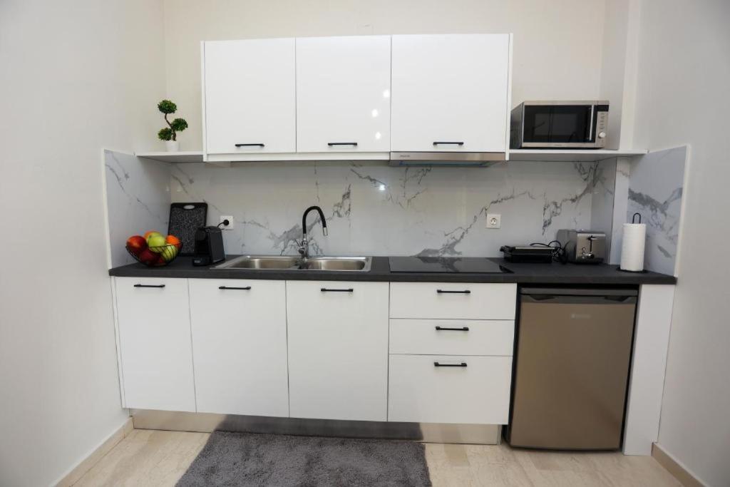 Kouros Apartments Litheres エクステリア 写真